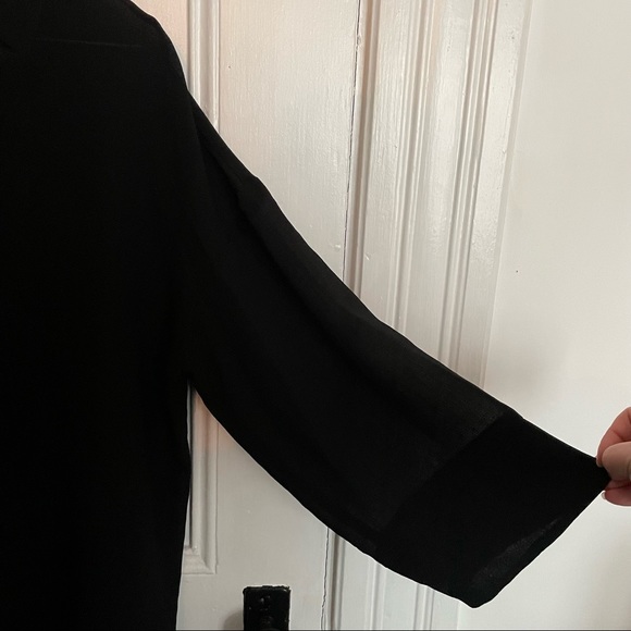 14th & Union black v neck blouse size large - Picture 5 of 6